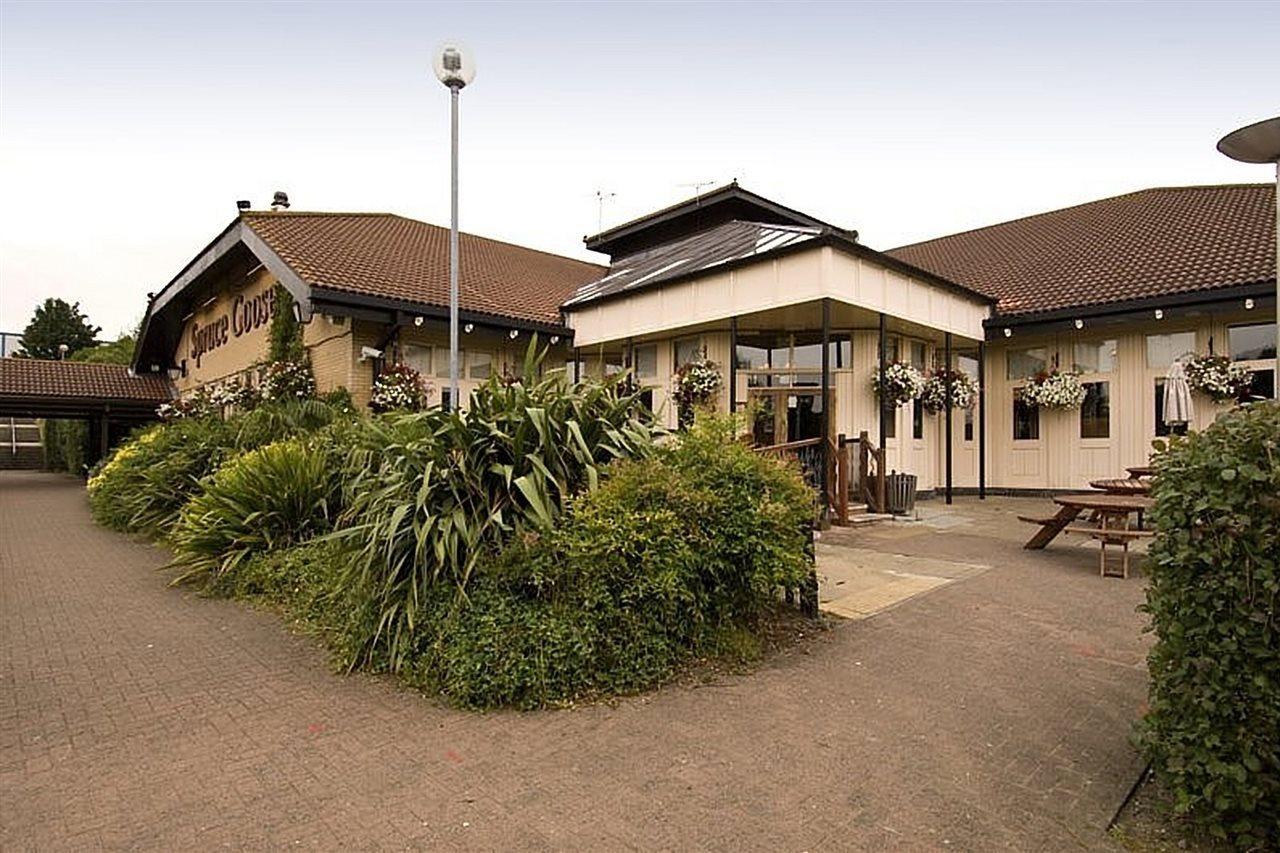Premier Inn Basingstoke West Ngoại thất bức ảnh